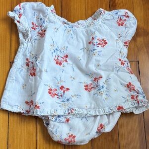 Gap x Doen Floral Baby Romper, 6-12mos